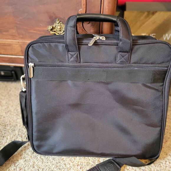 NEW Targus Laptop Bag - Picture 6 of 8